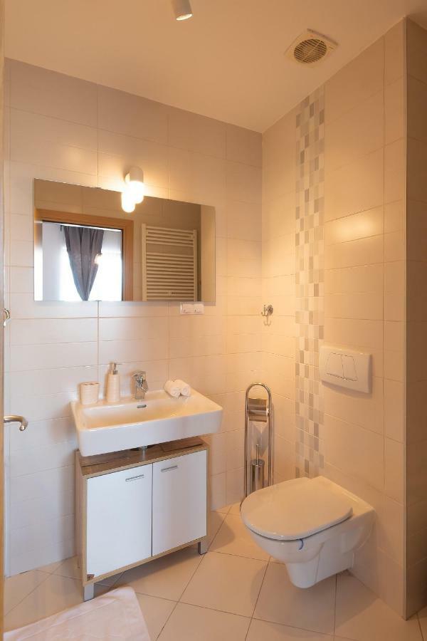Central Apartment Бухарест Экстерьер фото